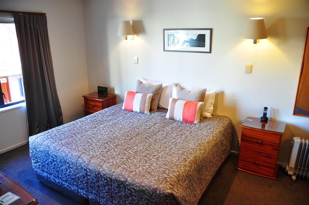 St James Apartments Queenstown Exterior foto